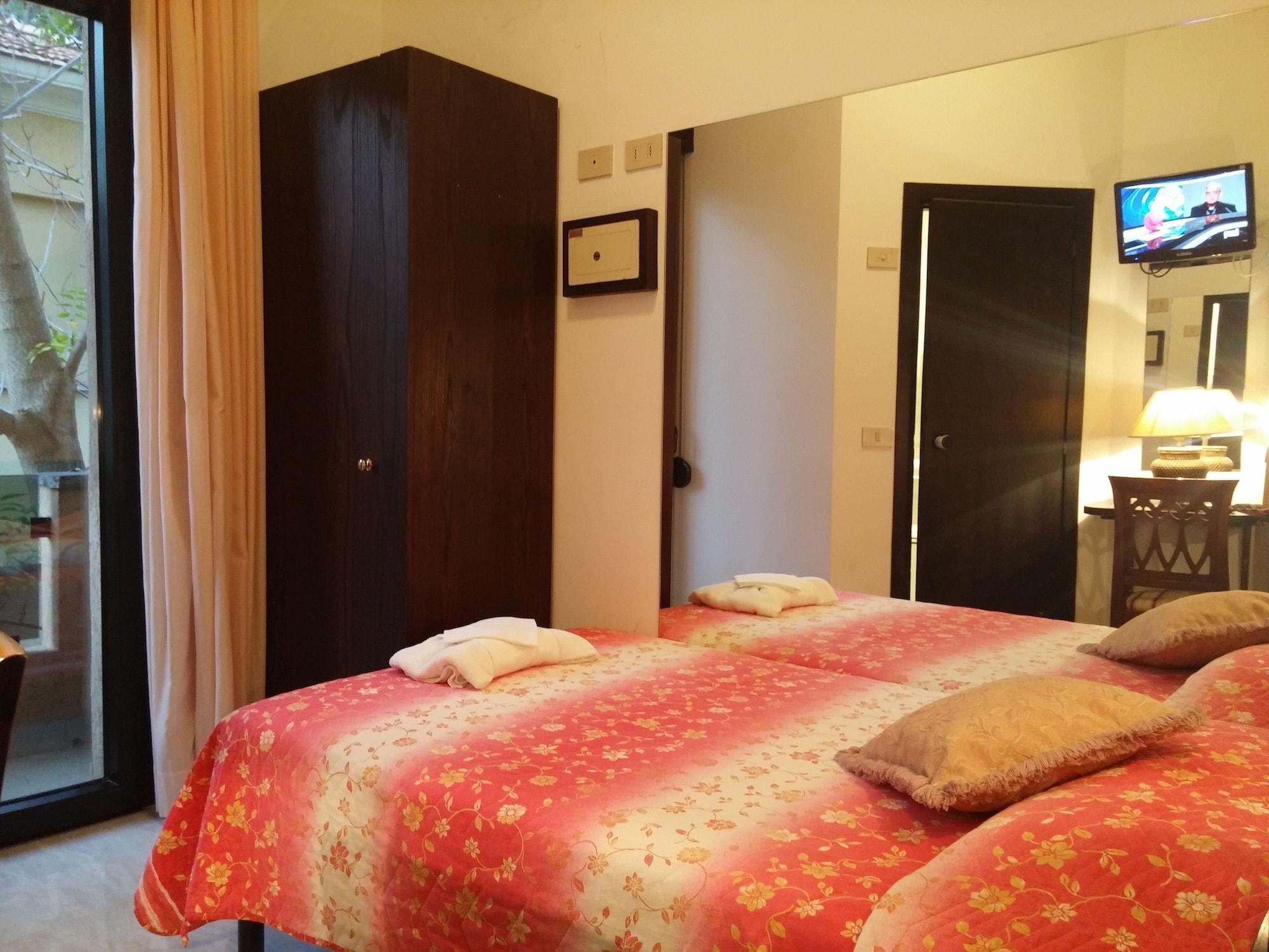 Hotel Memory Ріміні Екстер'єр фото